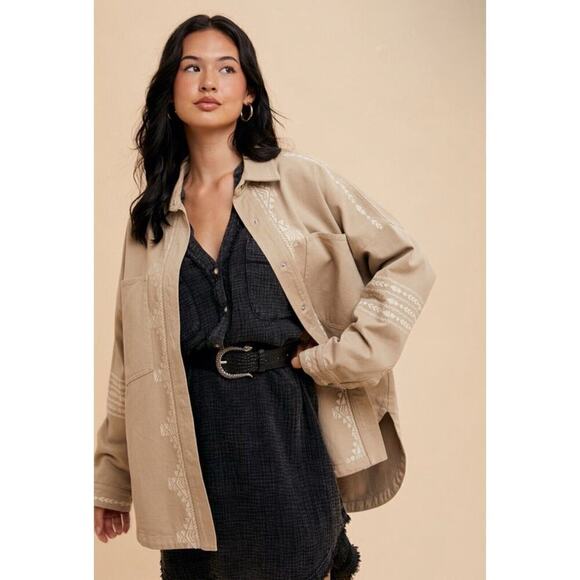 Embroidered Utility Snap Shacket Jacket Aztec Apache Navajo Dakota Cowgirl M - Picture 4 of 9